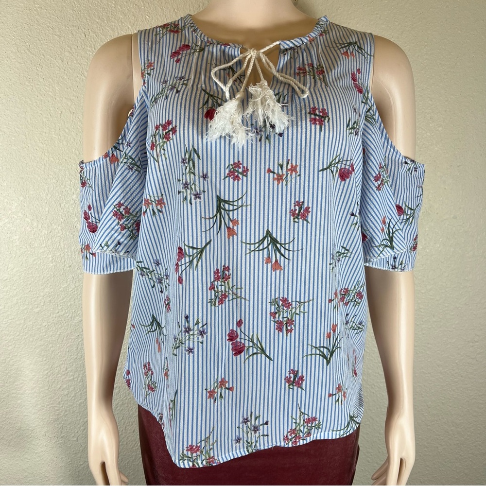 Women’s top, floral